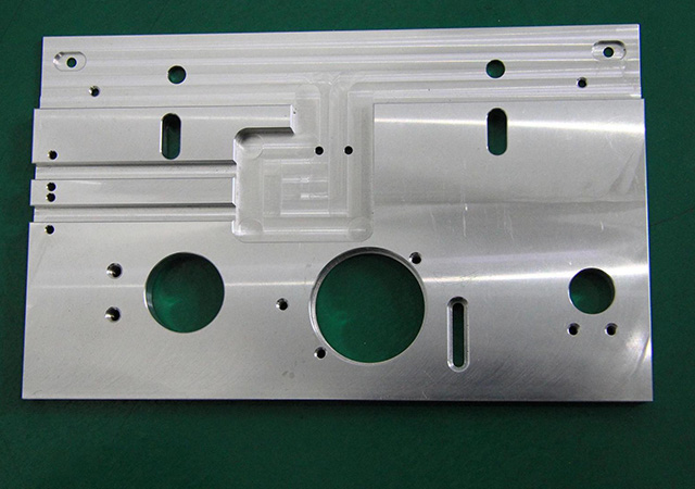 cnc數(shù)控加工的優(yōu)點(diǎn)